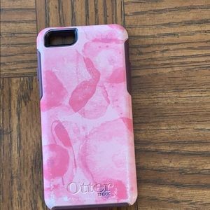 Otter Box IPhone 8 case.